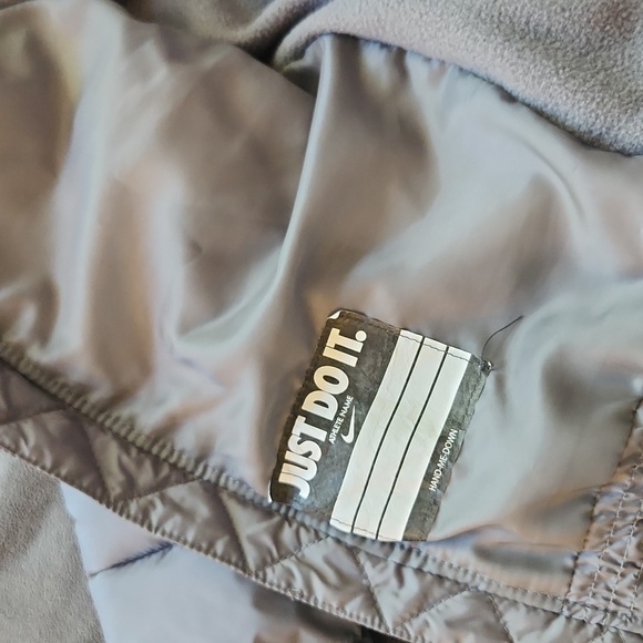 Toddler Nike coat and winter boots - Picture 5 of 12